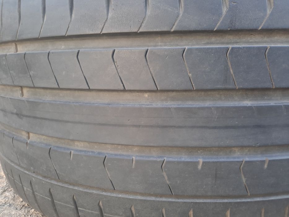 Спорт Пакет:315/35/21 и 275/40/21 Гуми Летни с борд