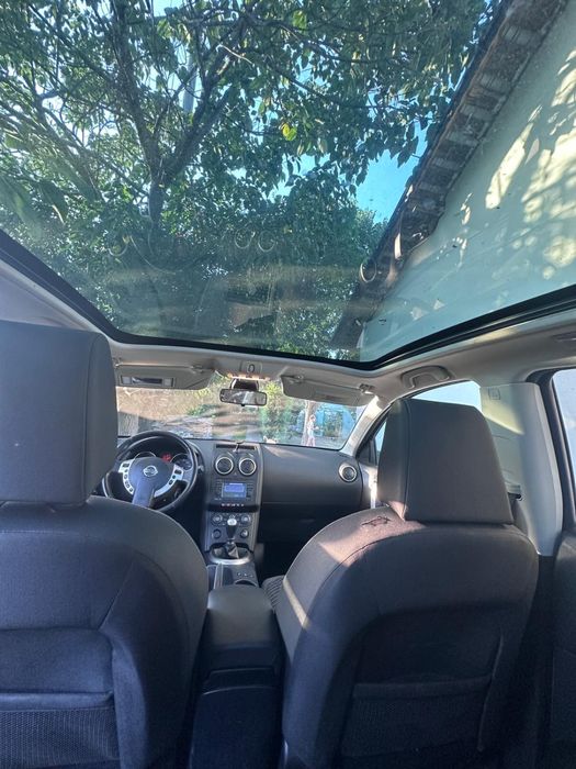 Vand nissan qashqai 2.0 benzina
