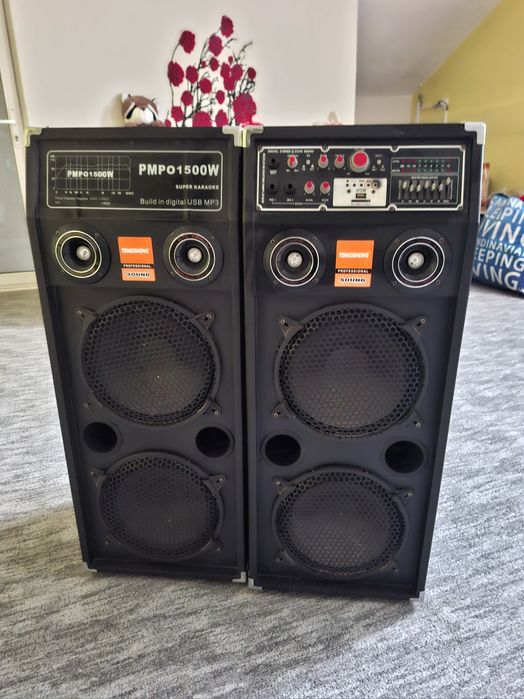 Vând boxe set Temeisheng