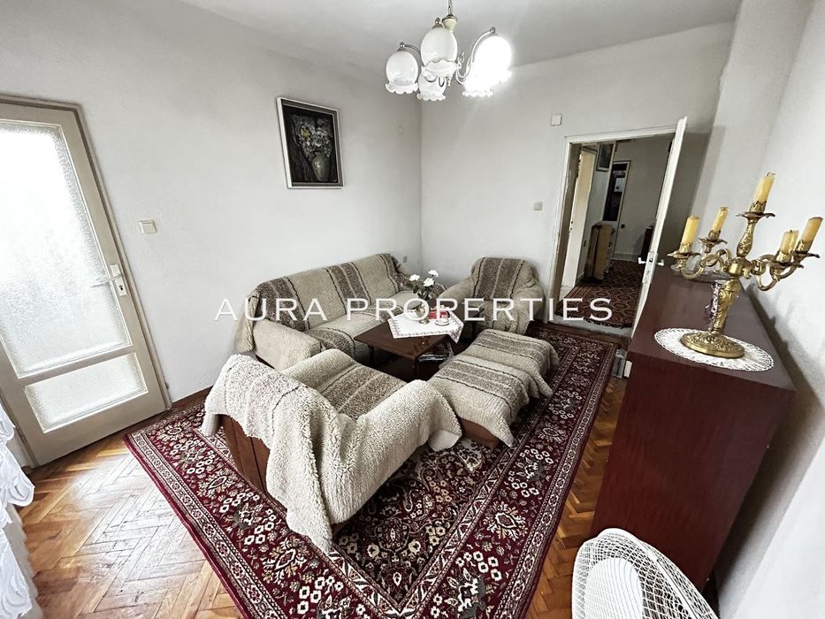 Продава се Многостаен апартамент в Разград, Център - 128 кв.м за 1156 €/кв.м - Снимка #11