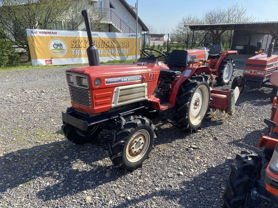 Tractor japonez Yanmar YM2002, 4x4, 20cp, + freza
