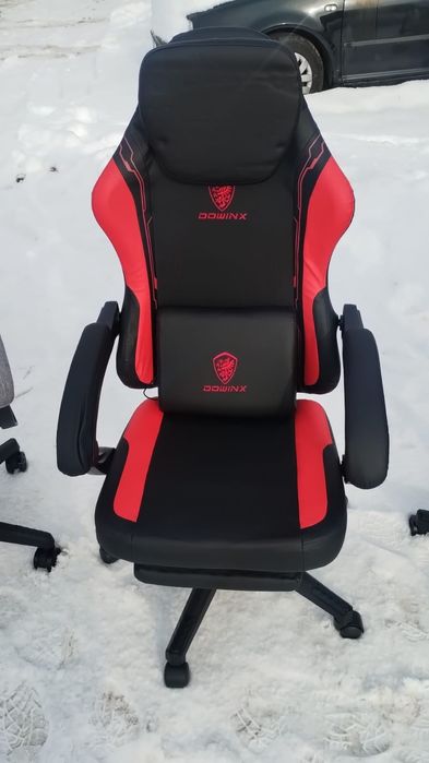 Vand scaune de birou de gaiming cu vibratii in perna si suport