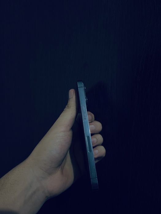 Айфон 13 про  256 гб