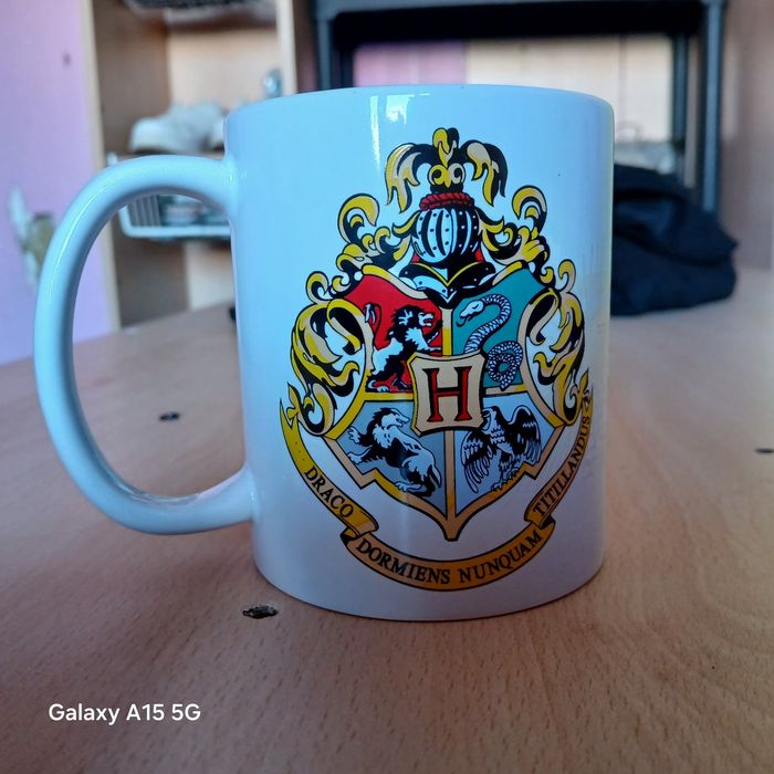 Чаща Хари потър в добро състояние