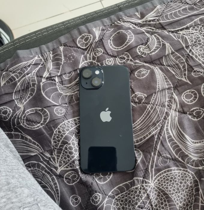 Iphone 14 ca nou baterie 94%