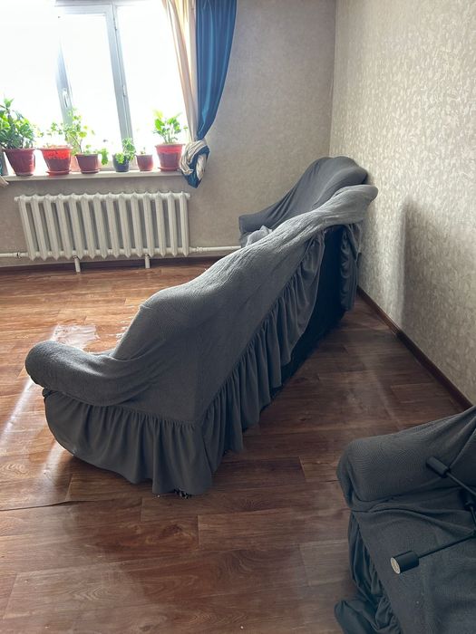 Отдам диван даром