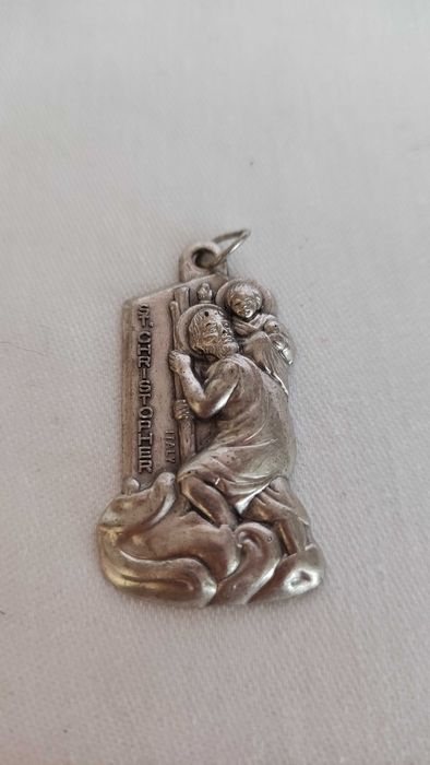 Посребрен медальон на Св.Кристофър пазител на шофьорите