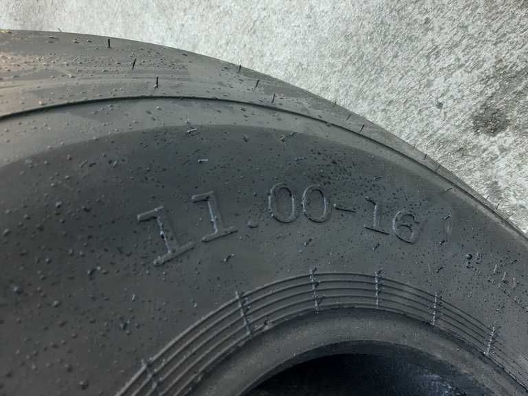 11.00-16 Anvelope noi agricole de tractor fata cu 8PR livrare rapida