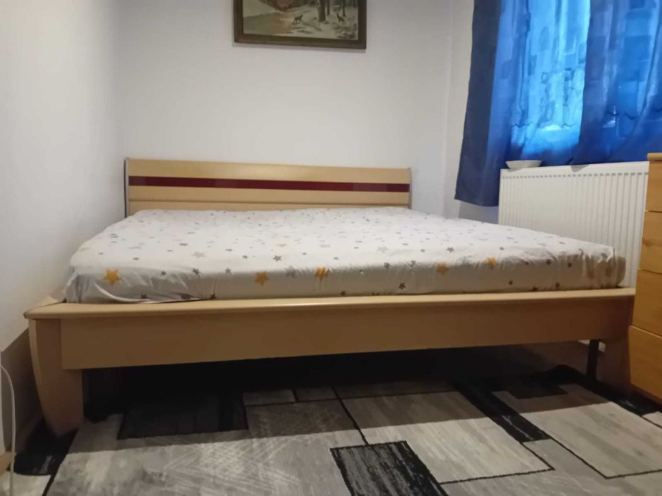 Proprietar vand apartament 3 camere la 1 minut de Spitalul Județean