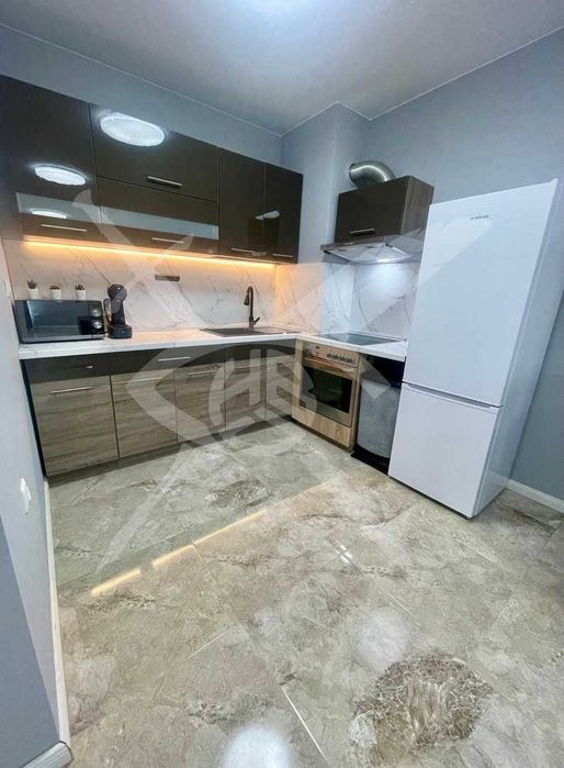 Дава се под наем Двустаен апартамент в София, Младост 2 - 70 кв.м за 850 € - Снимка #2
