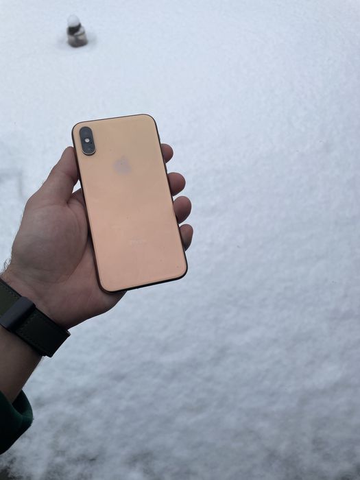 Продам телефон  Айфон Xs