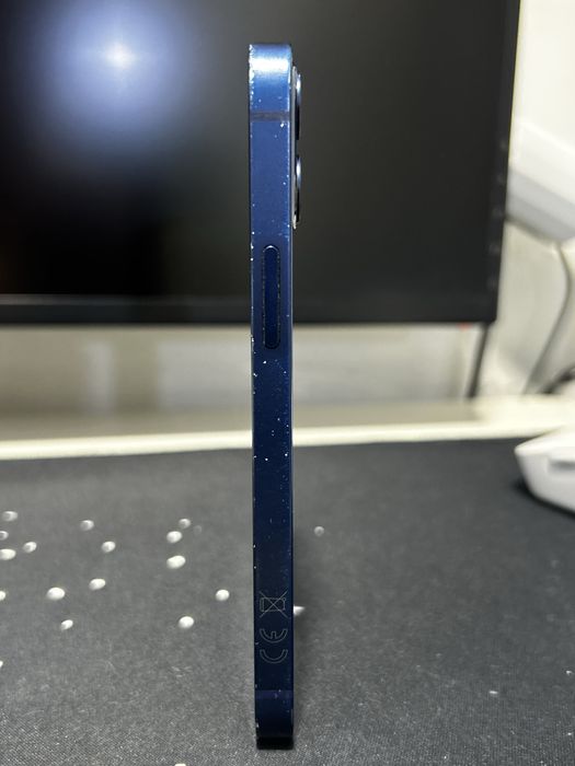 iPhone 12 mini в отличном состоянии