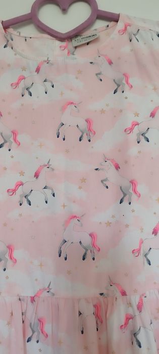Роклята еднорози за 11-12г.