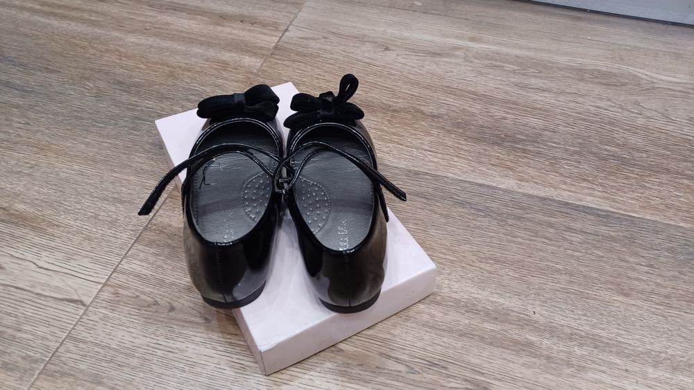 Детски официални обувки