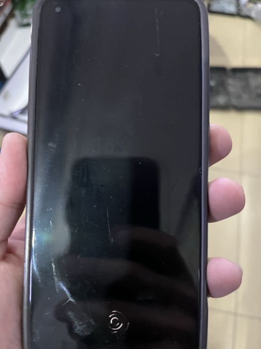 Продам айфон 13 новый срочно