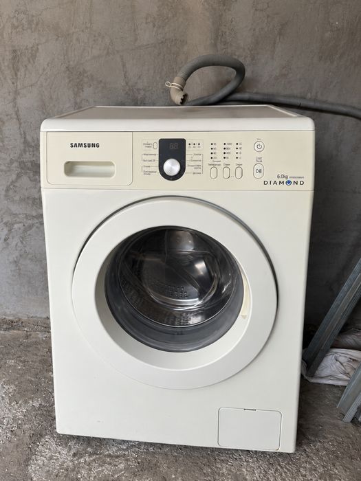 Продам стиральную машину Samsung Diamond 6 кг.