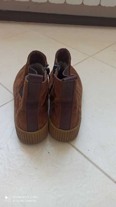 Кафяви боти естествен велур