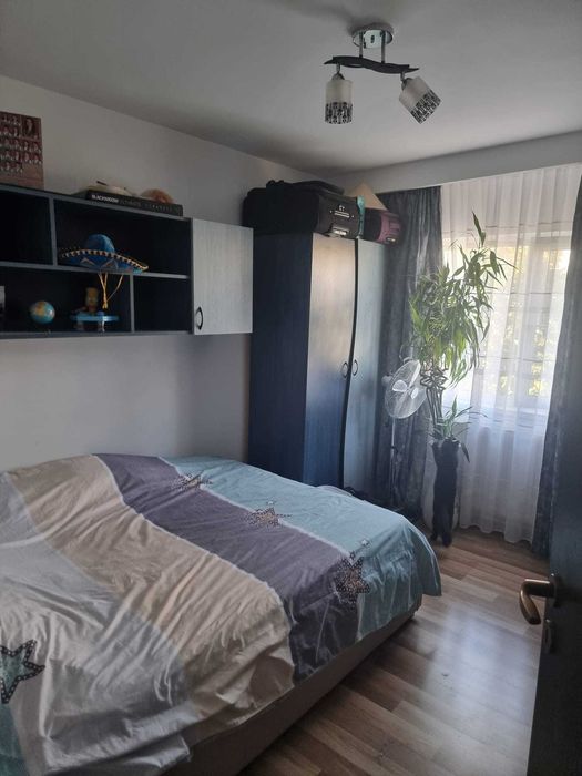 Apartament 3 camere Trivale