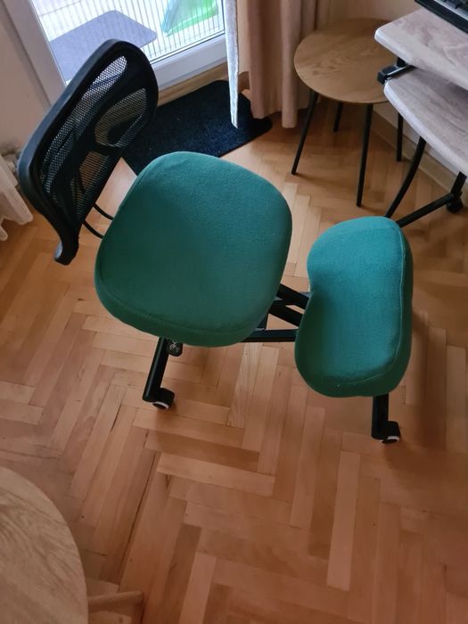 Ергономичен стол