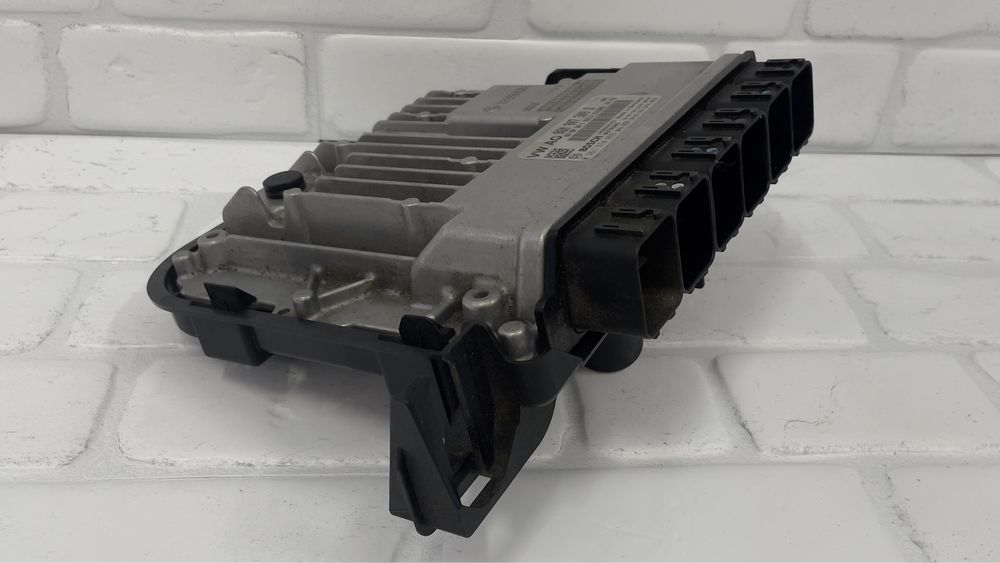 Компютър модул двигател AUDI Q5 / SQ5 06M907309D