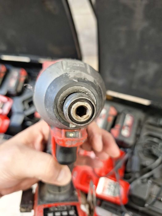 Винтоверт Impact Milwawkee M18-FID2