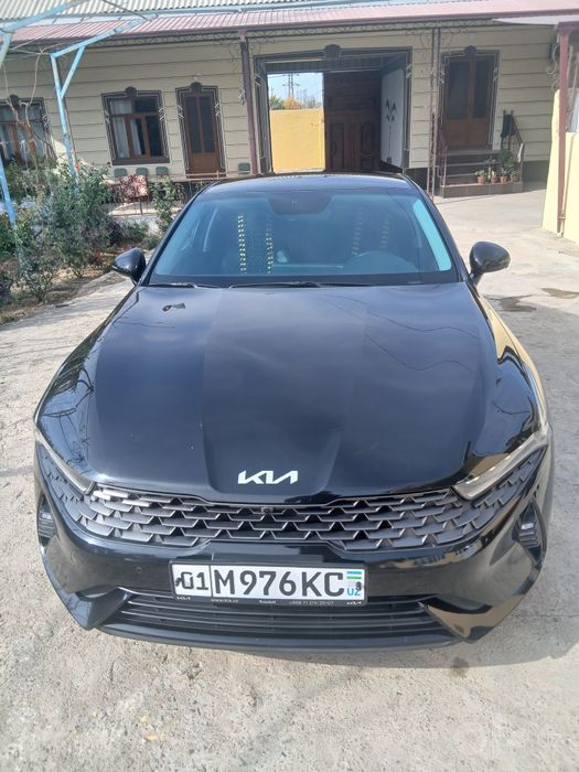 Kia k5 qora yili 2023