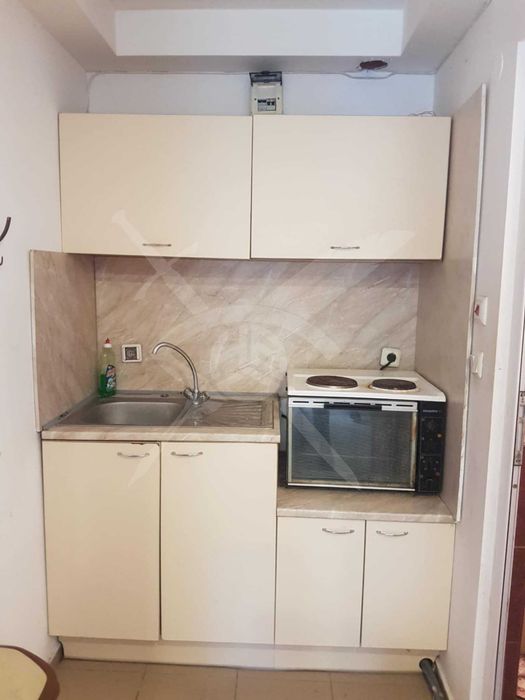 Дава се под наем Едностаен апартамент в Варна, Левски - 32 кв.м за 225 € - Снимка #2