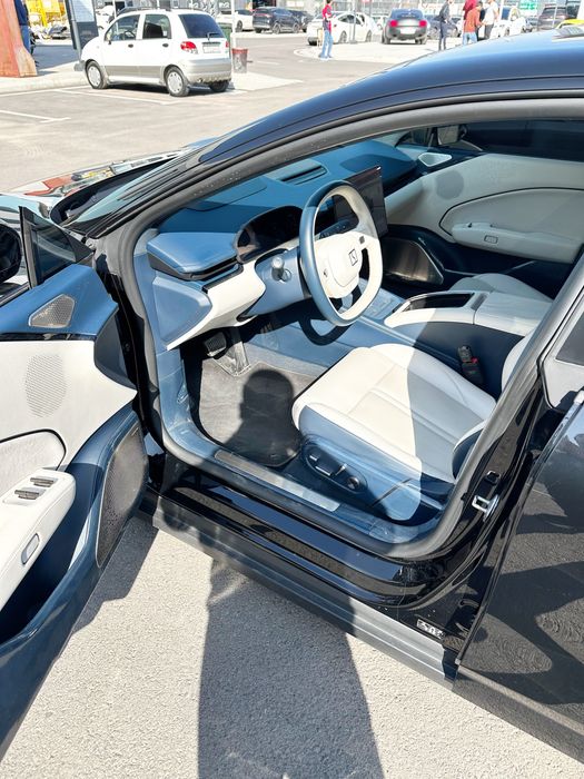 Zeekr 007 srochna 2024