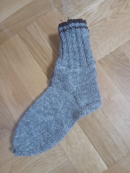 Vesta de lana tricotata manual