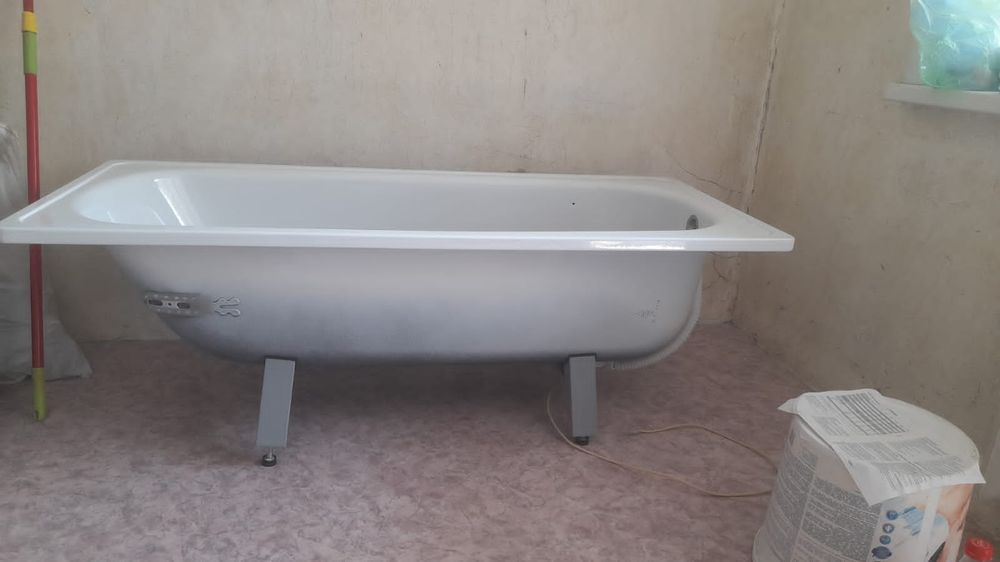 Продаю ванну  в хорошем состоянии
