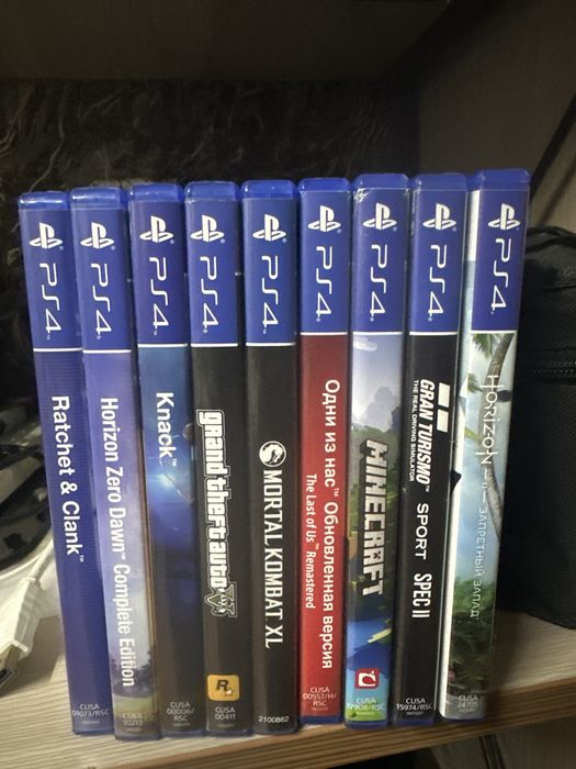 Playstation 4 ,1 тб +8 дисков