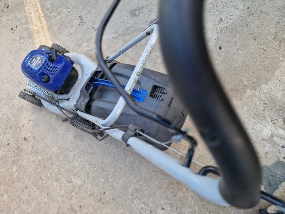 Masina de taiat iarba LuxTools pe benzina Briggs 3cp SAC si Tractiune