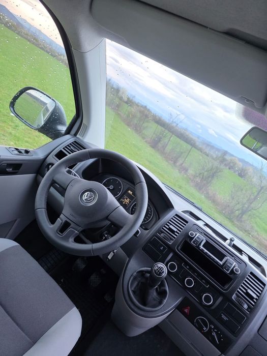 Autoturism WV T5, 9 locuri