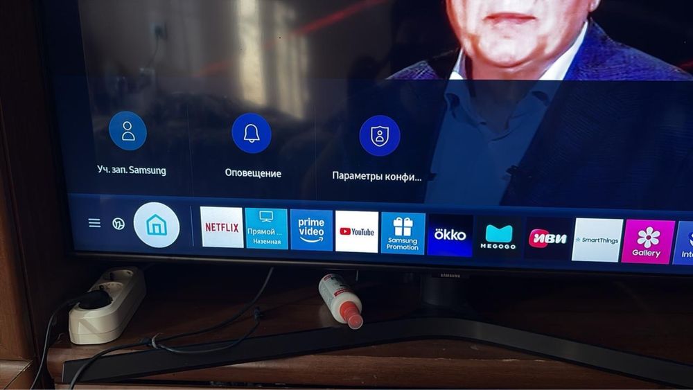 Продам телевизор SAMSUNG смарт тв