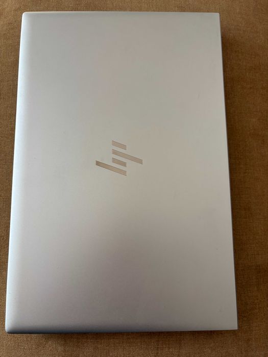 13.3 инч Бизнес Лаптоп HP EliteBook 830 G8 | i7-11865G7 | 16GB RAM | 512GB SSD | Face ID | ТОП състояние