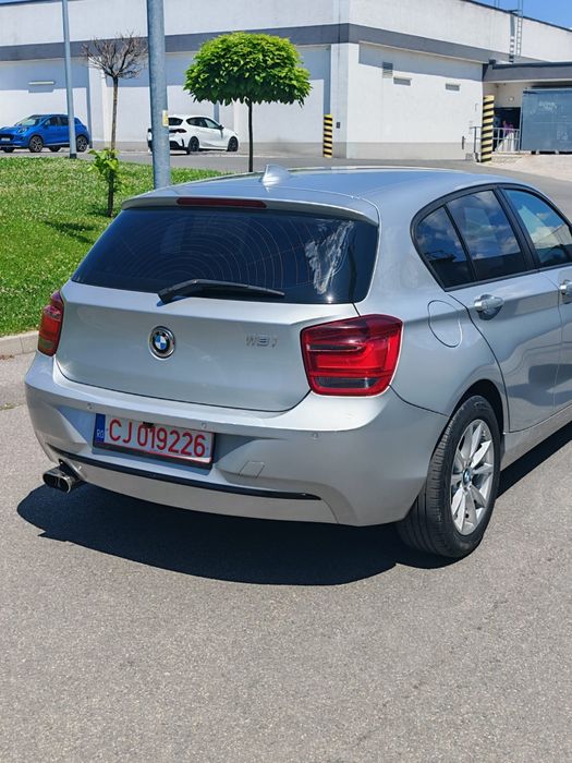 BMW seria 1 118i an 2011