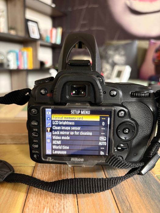 Aparat foto DSLR Nikon D90