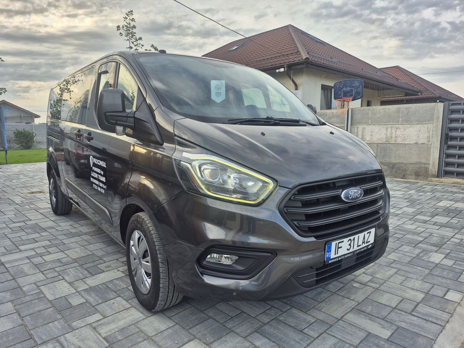 Inchiriez auto 7+1 / 8+1 locuri ,transport pt evenimente sau vacante.