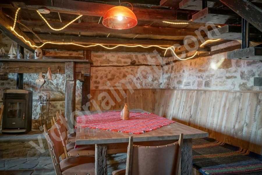 Продава се Къща в Велико Търново, Център - 160 кв.м за 1594 €/кв.м - Снимка #4