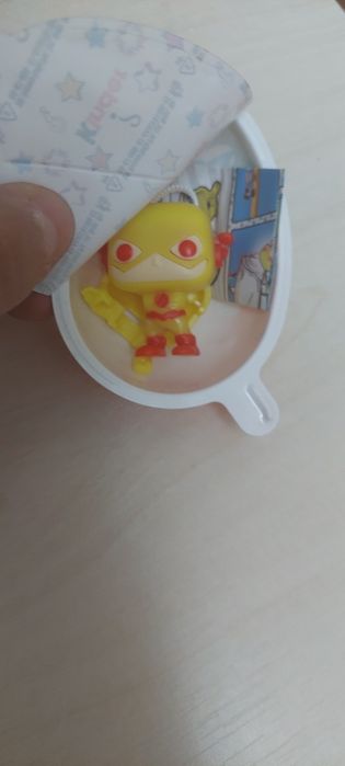 Золотой флеш из колекции дс киндер джой