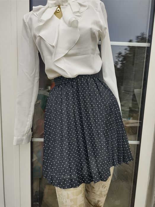 Fusta plisata S Neagra Buline Albe