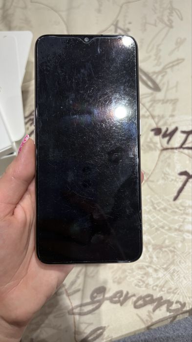 Продам телефон Oppo A5 2020