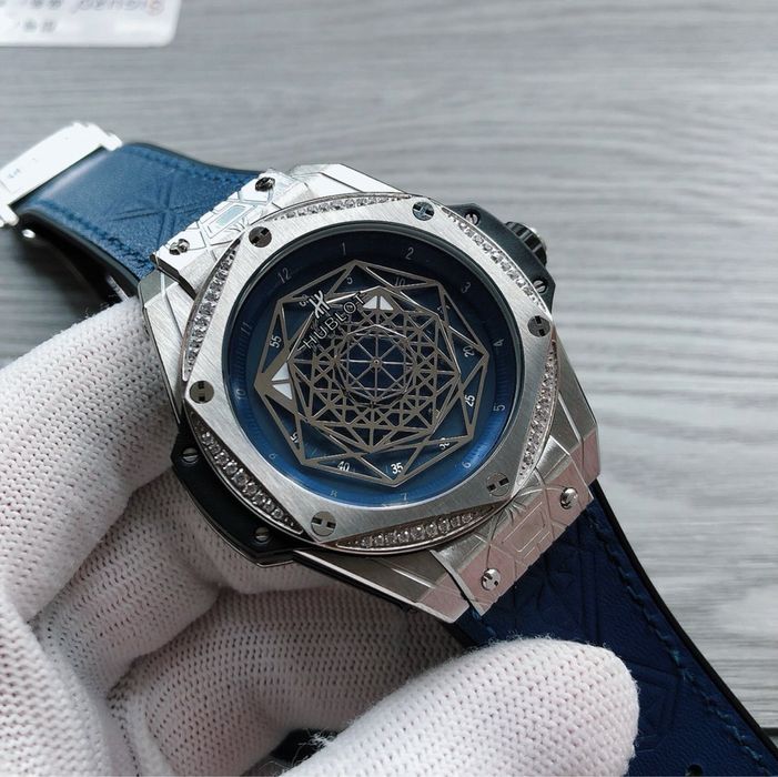 Hublot Big Bang One click Sang