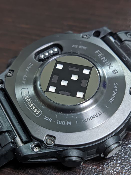Garmin Fenix 8 43mm titanium sapphire