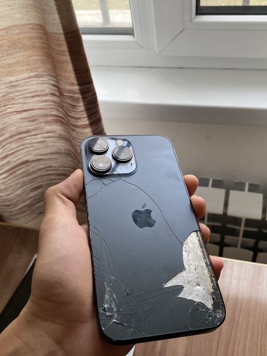 Обмен на айфон 15 про макс