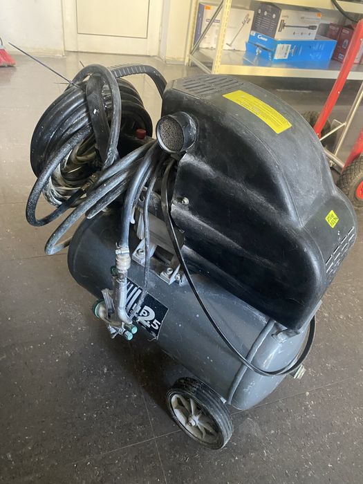 Компресор Advarsel