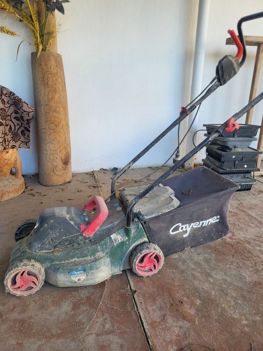 Газон оратугын косилка сатылады.