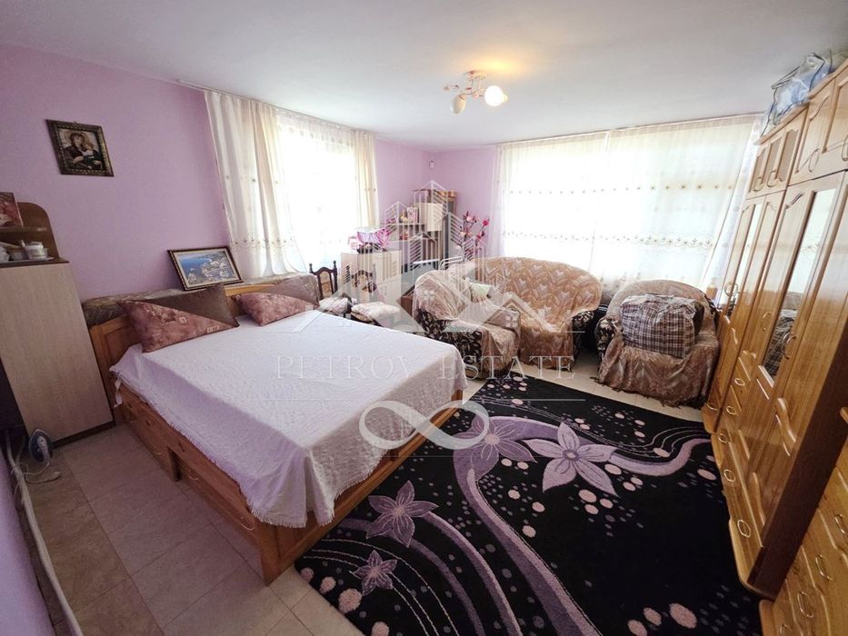 Продава се Къща в Велинград - 182 кв.м за 674 €/кв.м - Снимка #2
