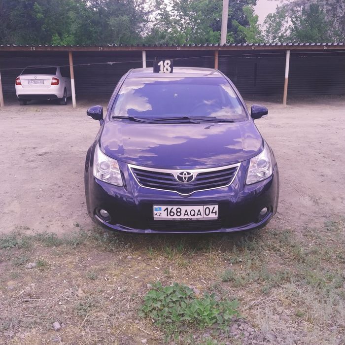 продаётся автомобиль  Toyota