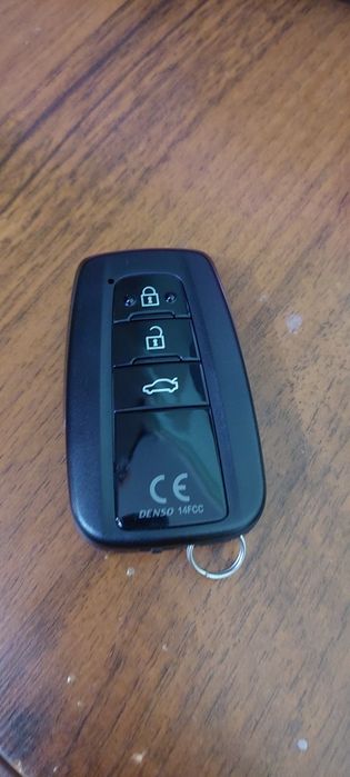 Продам ключи Camry